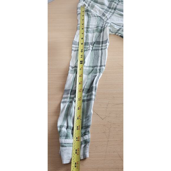 Universal Thread Women's Long Sleeve Flannel Button-Down Shirt Size XS Soft - Picture 7 of 12